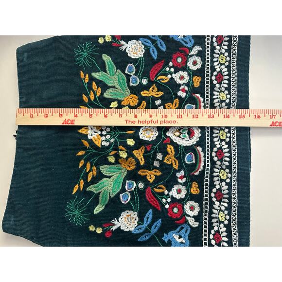 Simplee Sz M Dark Green Corduroy‎ Floral Embroidered Mini Skirt Bohemian Artsy - Picture 7 of 10